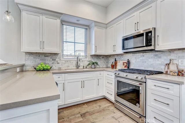 3922 W 242nd Street, Torrance, CA 90505