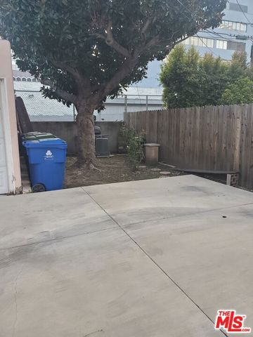 6152 Orange Street, Los Angeles, CA 90048