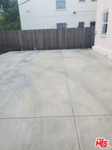 6152 Orange Street, Los Angeles, CA 90048