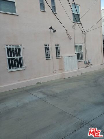 6152 Orange Street, Los Angeles, CA 90048