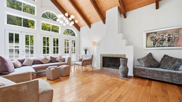 9856 Portola Drive, Beverly Hills, CA 90210