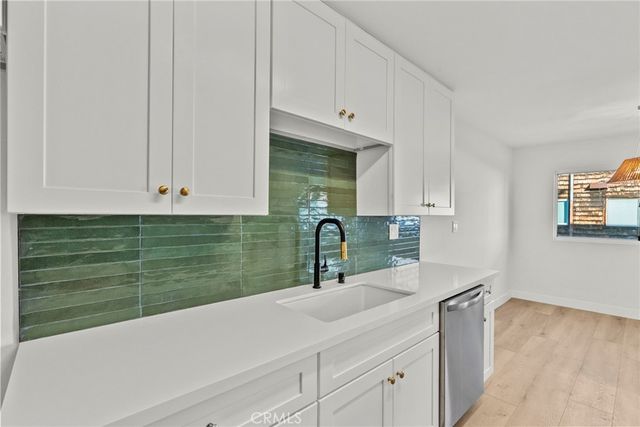 5400 Newcastle, Encino, CA 91316