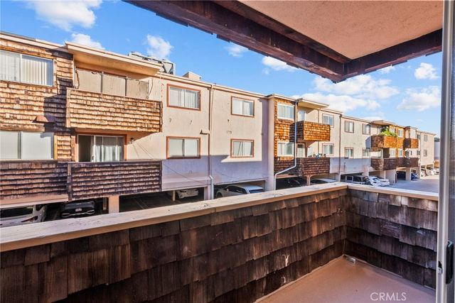 5400 Newcastle, Encino, CA 91316