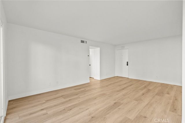 5400 Newcastle, Encino, CA 91316