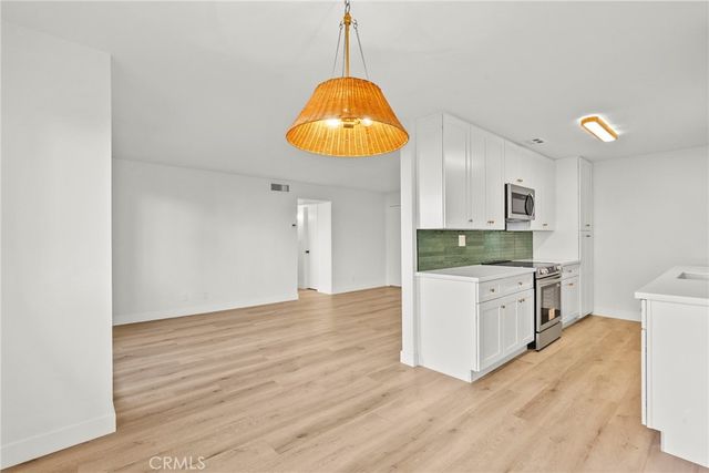 5400 Newcastle, Encino, CA 91316