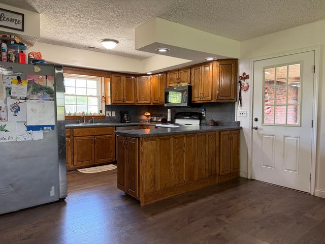 202 Willa Drive, Monticello, KY 42633