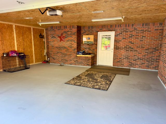 202 Willa Drive, Monticello, KY 42633