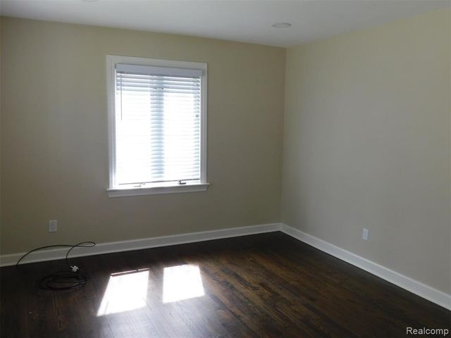 1524 Emmons Avenue, Birmingham, MI 48009