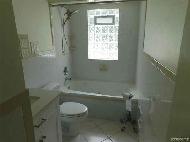 1524 Emmons Avenue, Birmingham, MI 48009