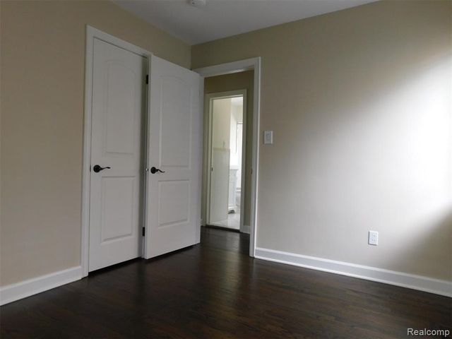 1524 Emmons Avenue, Birmingham, MI 48009