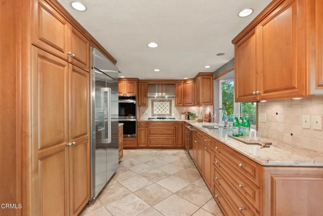 2533 Canyon View Lane, Pasadena, CA 91107