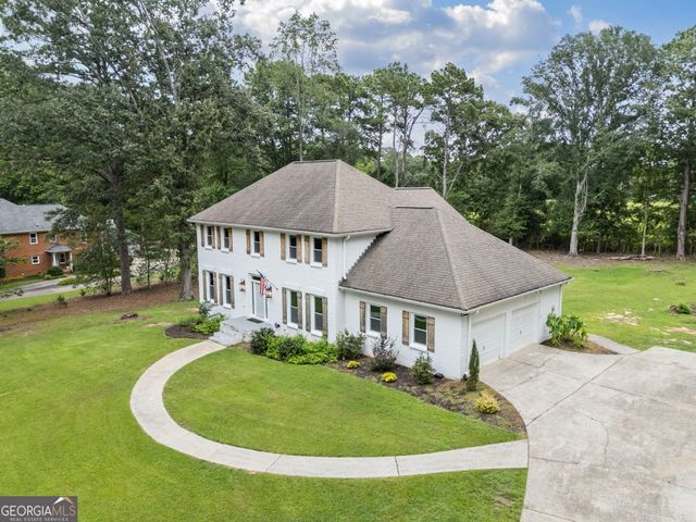 125 Lady Helen Court, Fayetteville, GA 30214