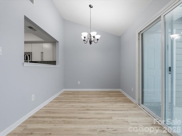 9404 S Vicksburg Park Court, Charlotte, NC 28210