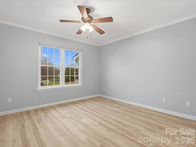 9404 S Vicksburg Park Court, Charlotte, NC 28210