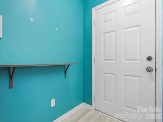 9404 S Vicksburg Park Court, Charlotte, NC 28210