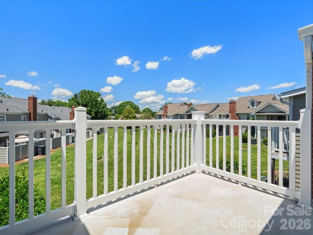 9404 S Vicksburg Park Court, Charlotte, NC 28210