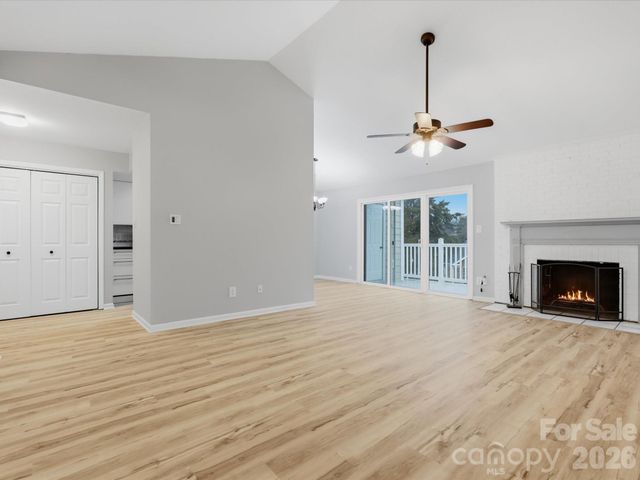 9404 S Vicksburg Park Court, Charlotte, NC 28210