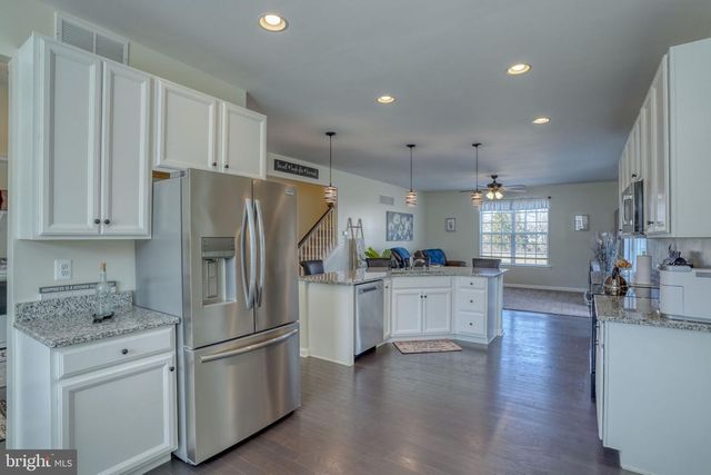 320 CLEAR STREAM DR, Dover, DE 19904