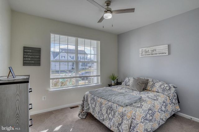 320 CLEAR STREAM DR, Dover, DE 19904