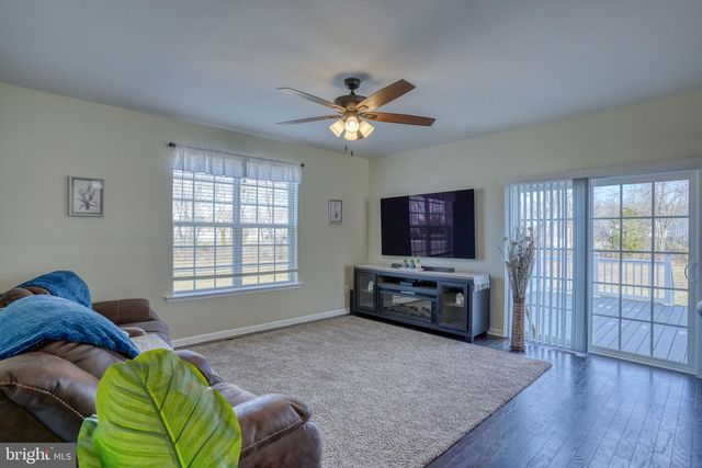 320 CLEAR STREAM DR, Dover, DE 19904