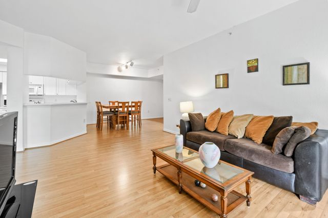 2727 Anzio Court 307, Palm Beach Gardens, FL 33410