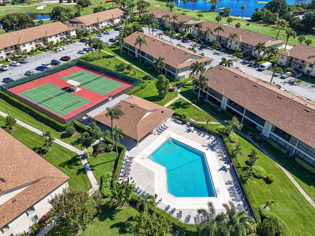 2727 Anzio Court 307, Palm Beach Gardens, FL 33410