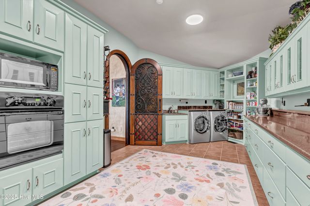 106 Allen Drive, New Bern, NC 28562