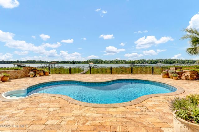 106 Allen Drive, New Bern, NC 28562