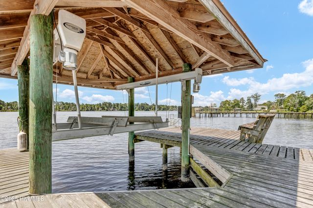 106 Allen Drive, New Bern, NC 28562