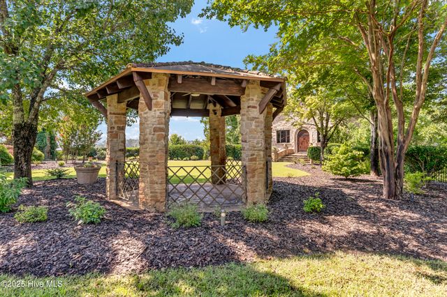 106 Allen Drive, New Bern, NC 28562