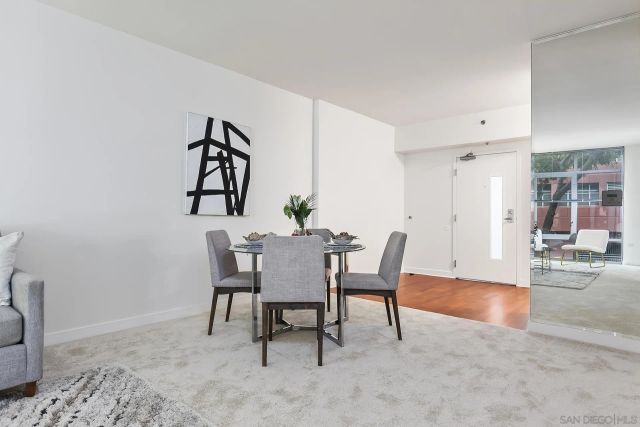 425 W Beech St 327, San Diego, CA 92101