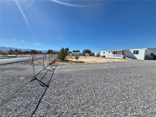 4200 East Navajo Boulevard, Pahrump, NV 89061