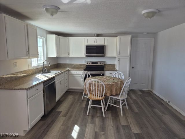 4200 East Navajo Boulevard, Pahrump, NV 89061