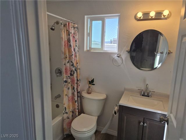 4200 East Navajo Boulevard, Pahrump, NV 89061