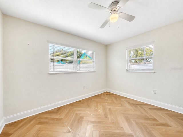 4305 W BAY AVENUE, Tampa, FL 33616