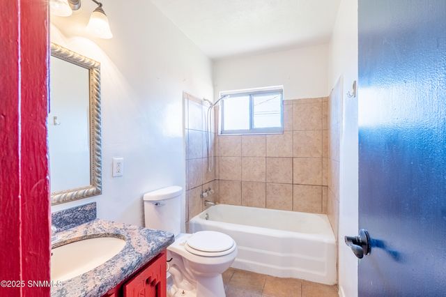 1805 E Colorado Avenue, Las Cruces, NM 88001