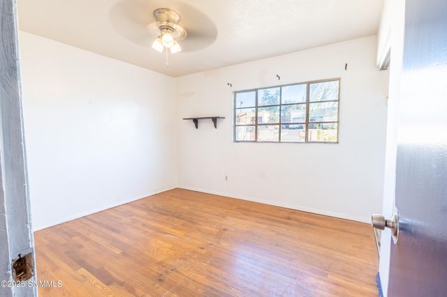 1805 E Colorado Avenue, Las Cruces, NM 88001