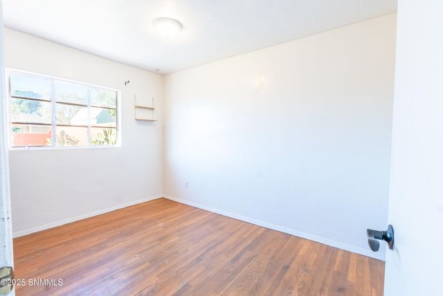 1805 E Colorado Avenue, Las Cruces, NM 88001