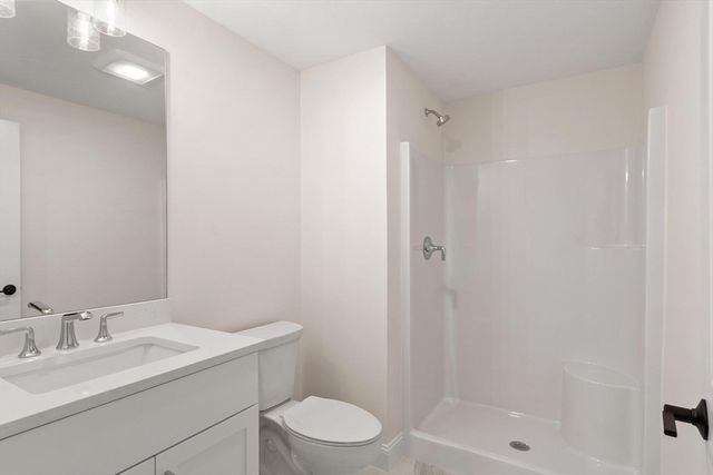 77 Oliver Pond Circle 10, Franklin, MA 02038