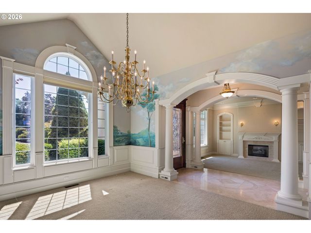 2663 RIDGEMONT Dr, Eugene, OR 97405