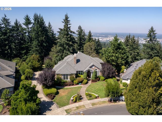 2663 RIDGEMONT Dr, Eugene, OR 97405