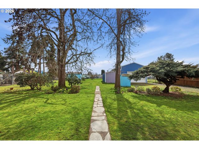 2541 MARCOLA Rd, Springfield, OR 97477