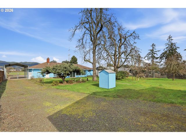 2541 MARCOLA Rd, Springfield, OR 97477