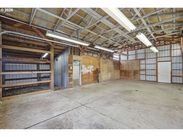 2541 MARCOLA Rd, Springfield, OR 97477