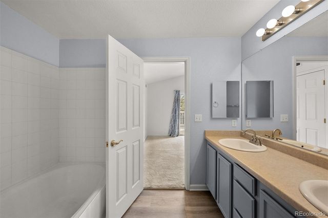 7440 S Blackhawk Street 306, Englewood, CO 80112