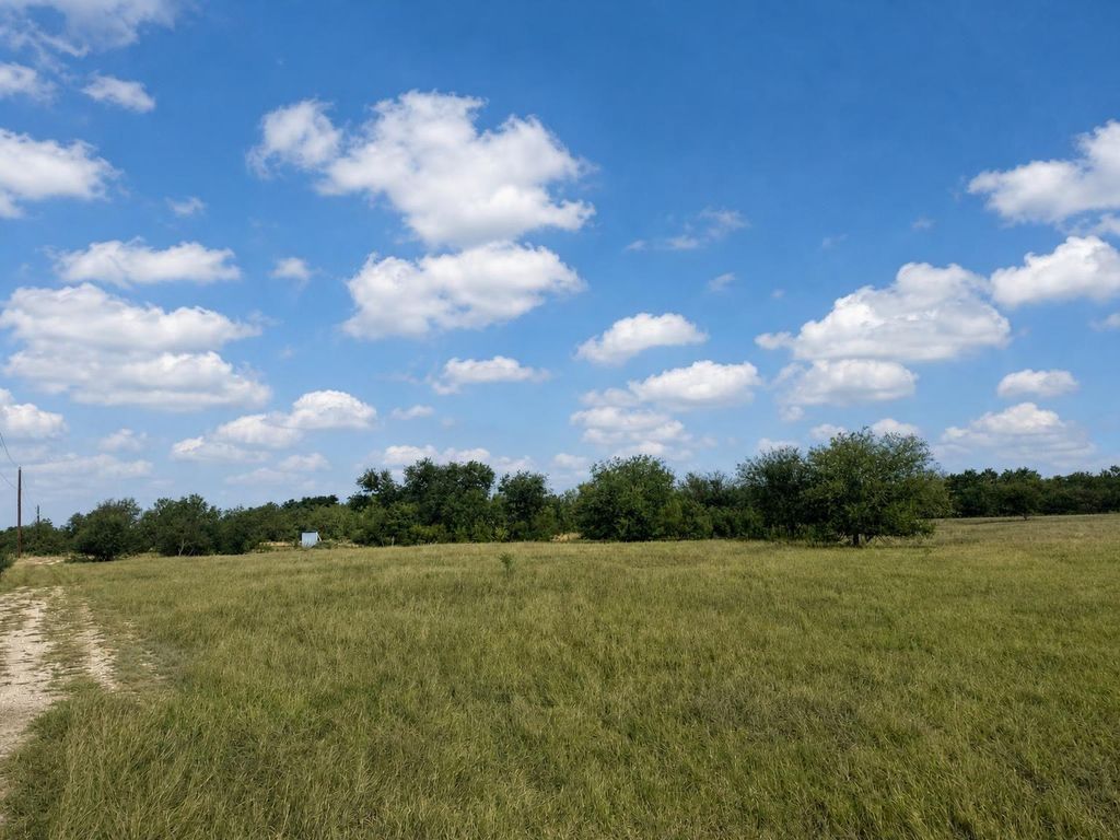 Image 21 of property listing at 11482 Twin Lakes Lane, San Angelo, TX 76904