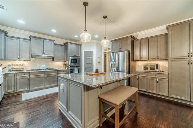 4021 Highland Park Way, Statham, GA 30666