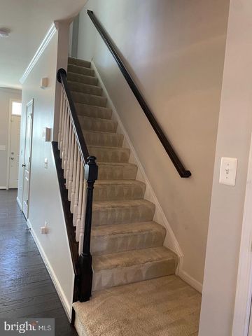 8929 QUARRY RD, Manassas, VA 20110