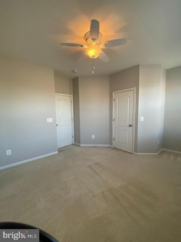 8929 QUARRY RD, Manassas, VA 20110