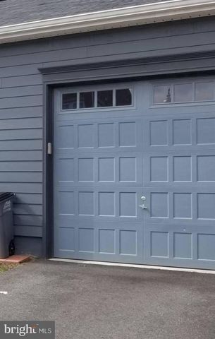 8929 QUARRY RD, Manassas, VA 20110